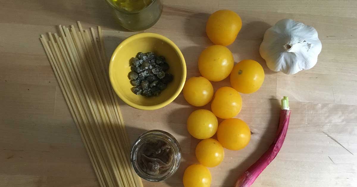 ingredienti pasta pomodoro giallo