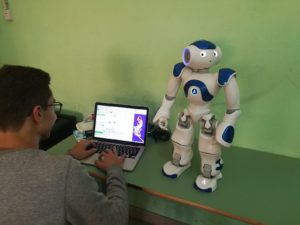 L'esibizione degli "Zancle Nao" durante le semifinali della Nao Challenge al Verona Trento di Messina